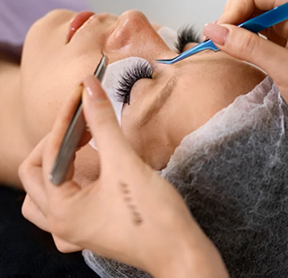 Volume Lashes05